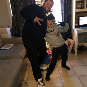 Meet your Posher, Efren